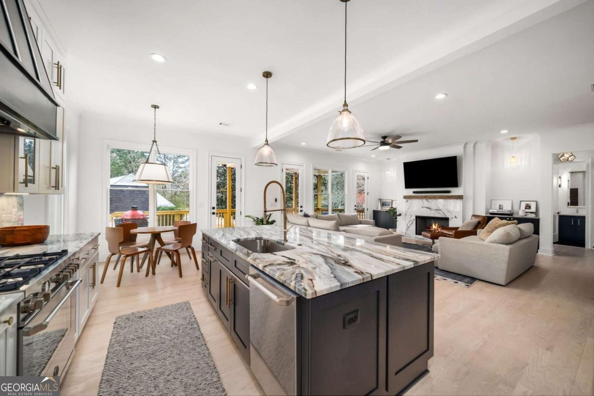 1941 Royal Court Atlanta - Photo 18