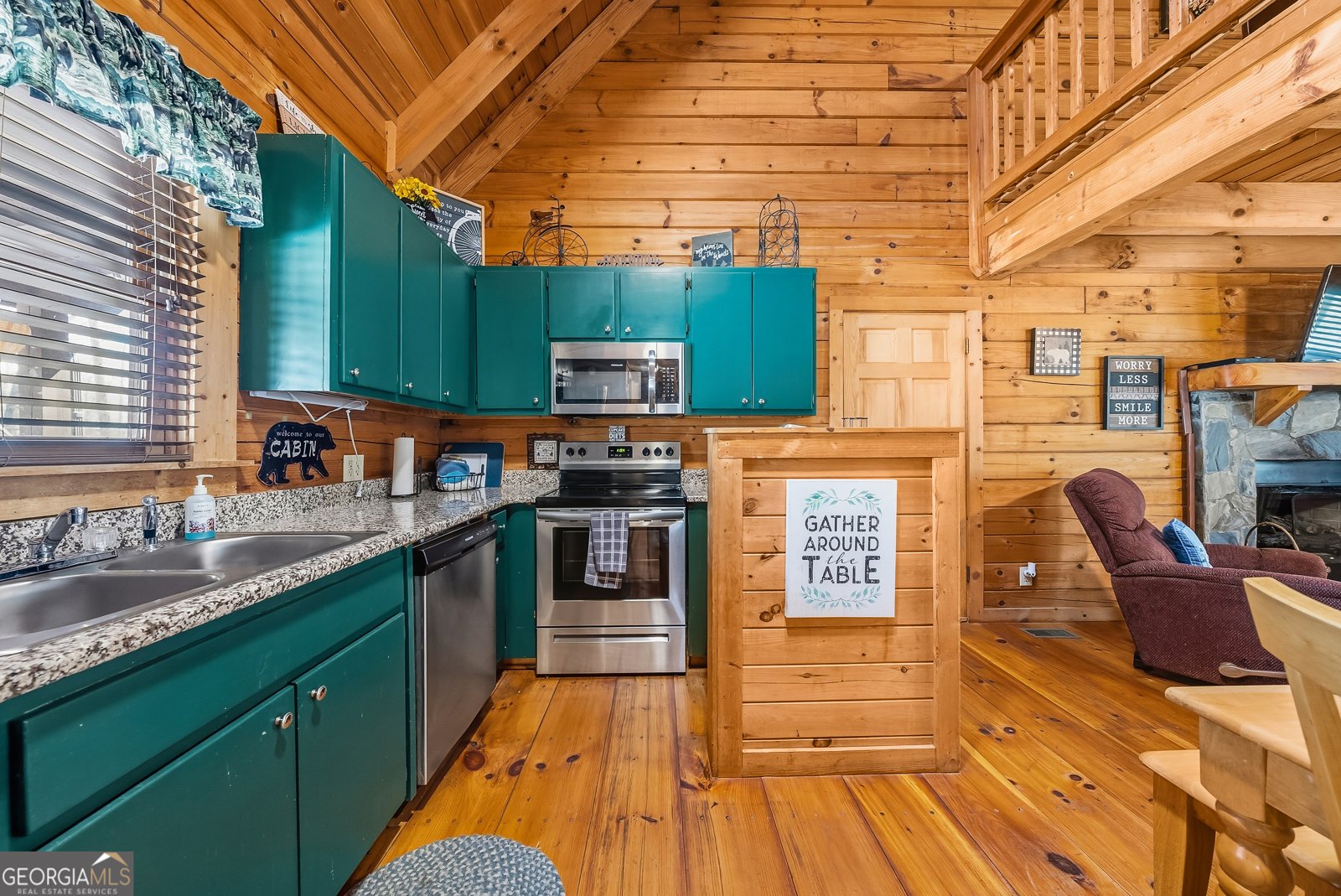 2136 Hines Gap Road Warm Springs - Photo 10