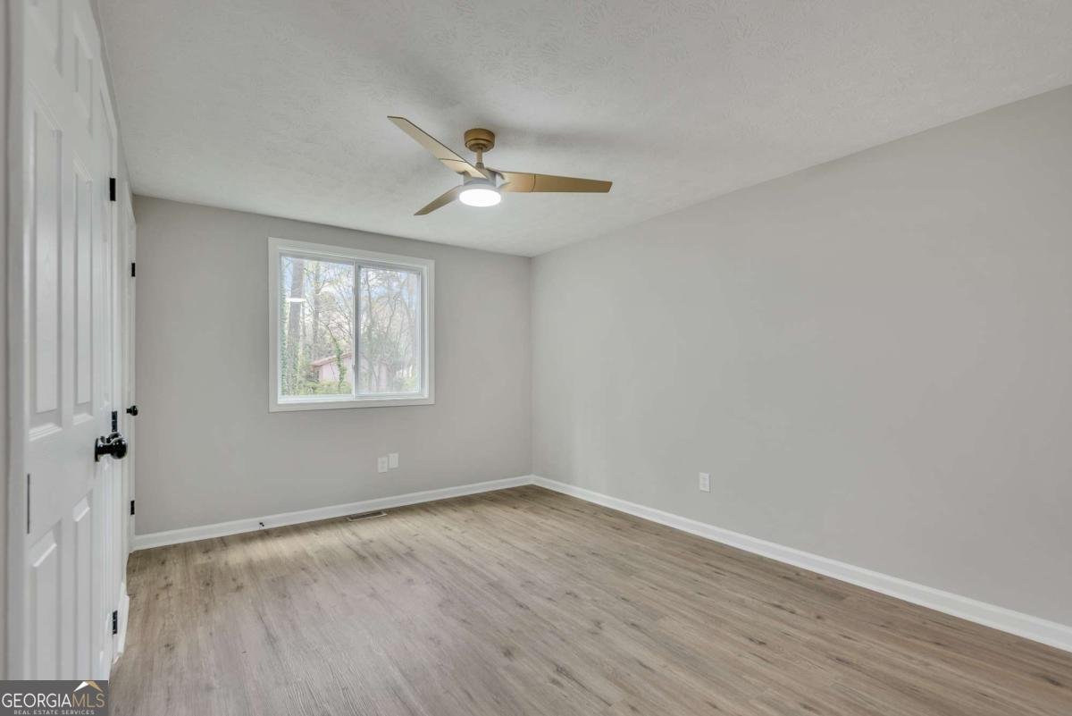 3394 Dearwood Drive Lilburn - Photo 19