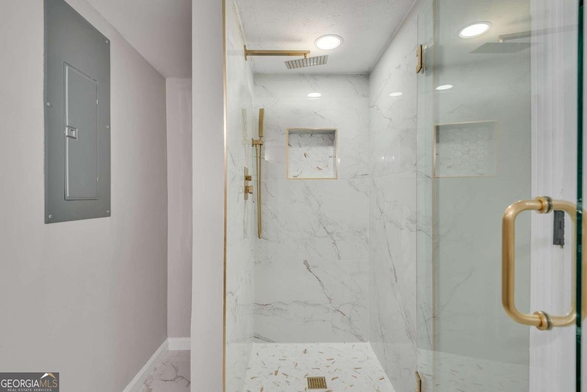 3394 Dearwood Drive Lilburn - Photo 37