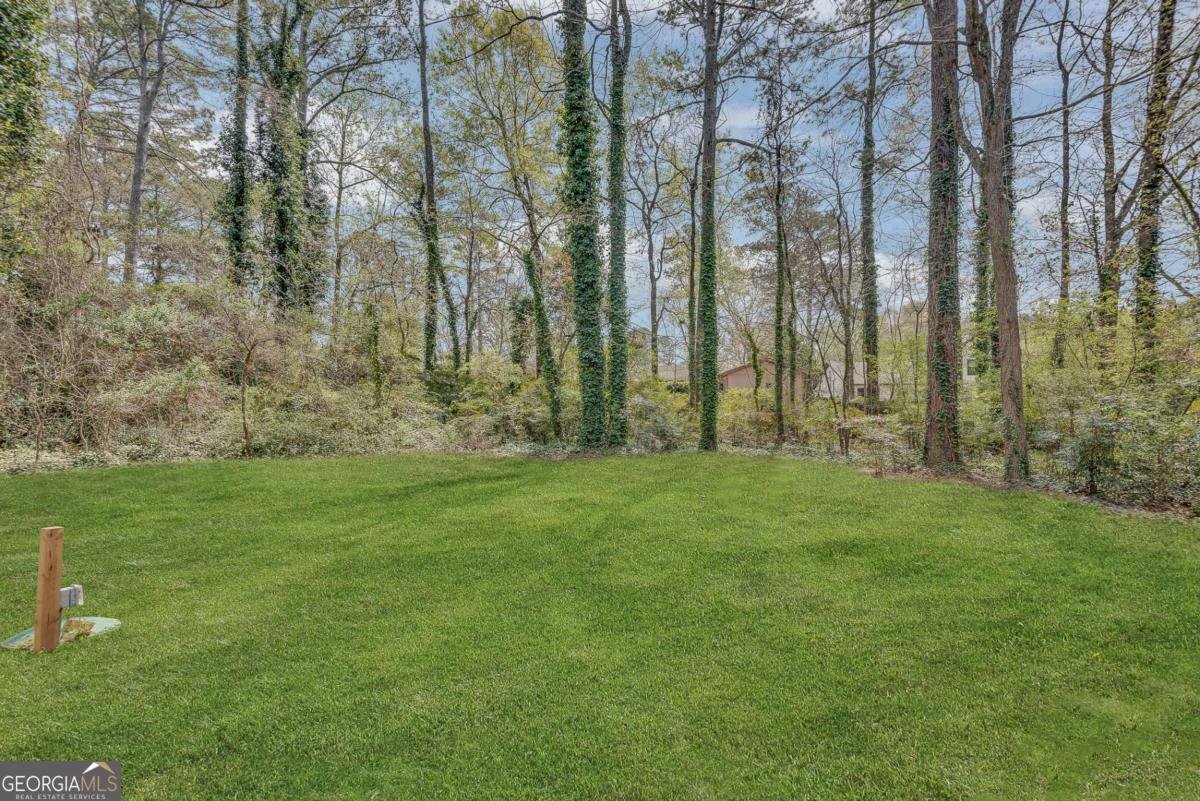 3394 Dearwood Drive Lilburn - Photo 6