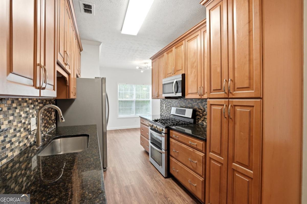 205 Streamside Drive Roswell - Photo 7