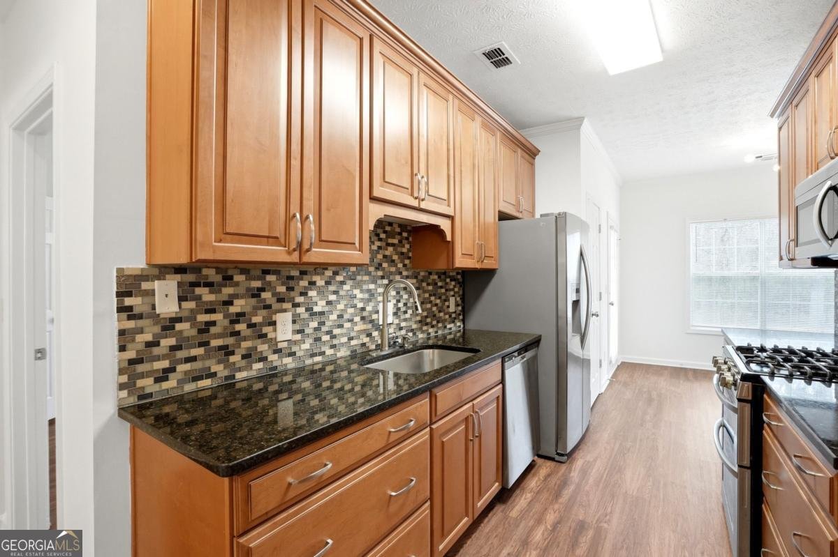 205 Streamside Drive Roswell - Photo 8