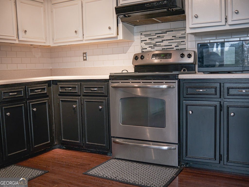 8940 Western Pines Drive Douglasville - Photo 9