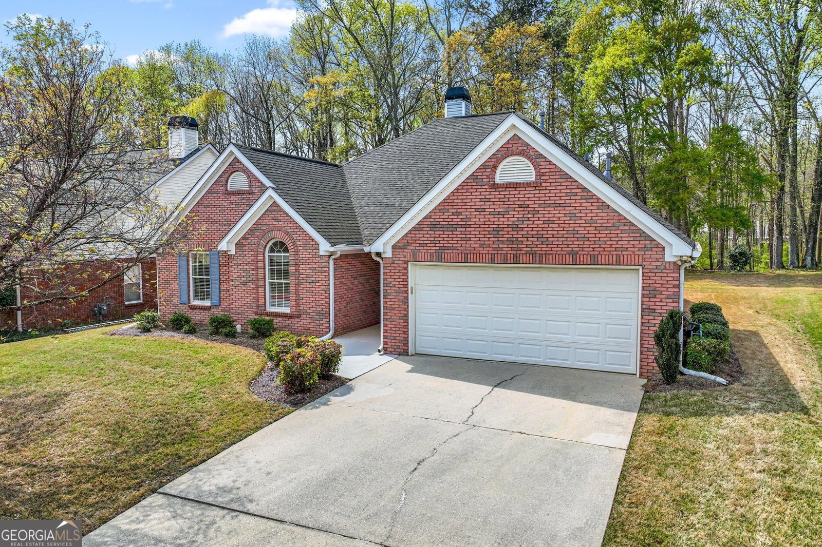 182 Meridian Drive Stockbridge - Photo 1