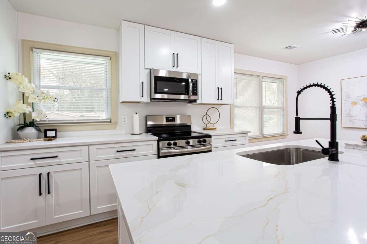 1318 Needmore Street Conyers - Photo 14