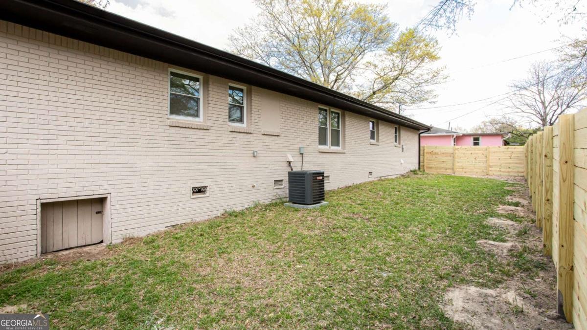 1318 Needmore Street Conyers - Photo 32