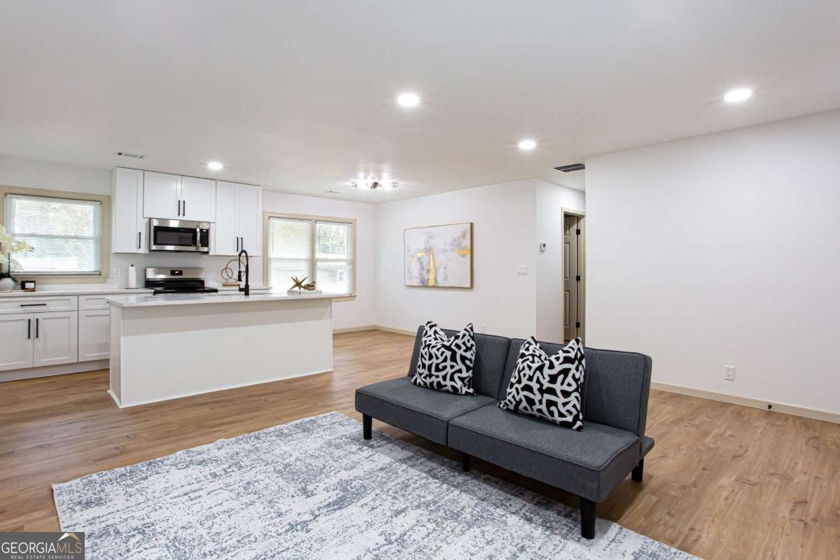 1318 Needmore Street Conyers - Photo 6