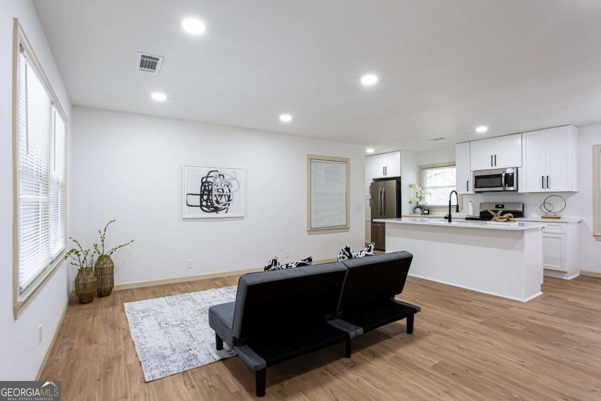 1318 Needmore Street Conyers - Photo 7