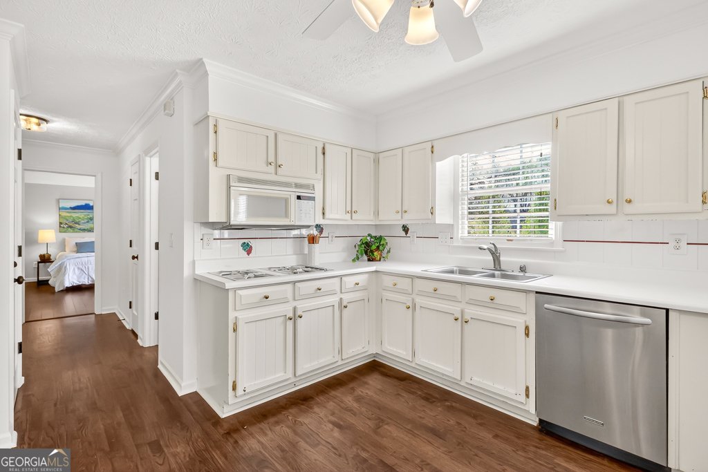 6146 Courtside Drive Peachtree Corners - Photo 17