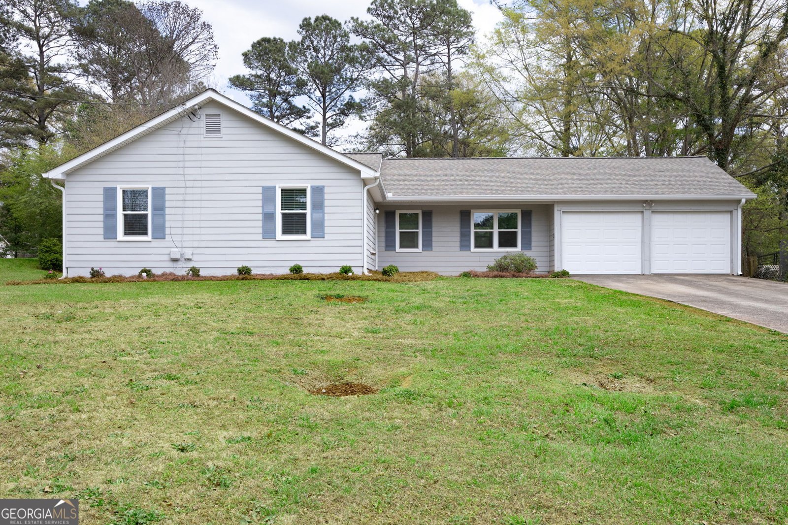 4634 Sammy Drive Powder Springs - Photo 1
