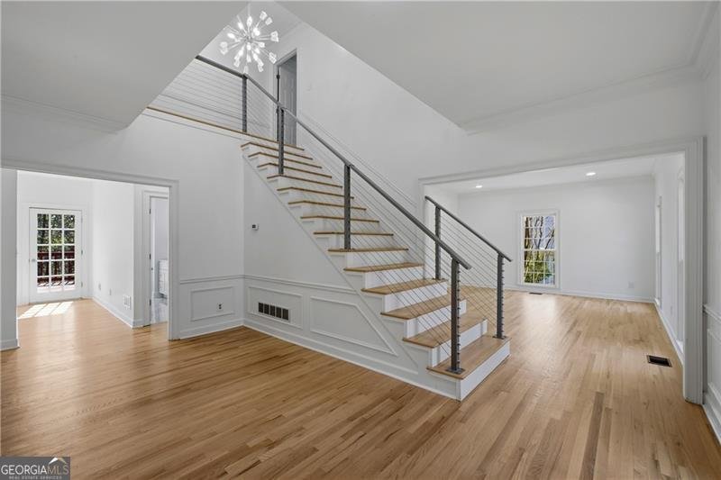 8705 River Bluff Lane Roswell - Photo 6