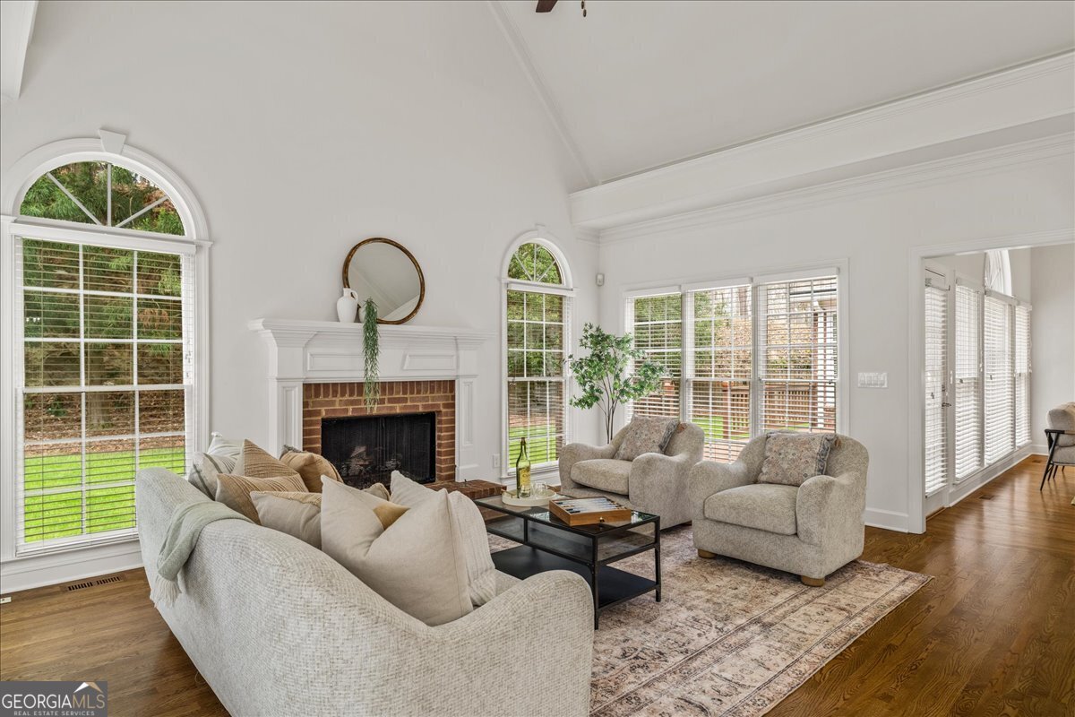 565 Kings County Court Milton - Photo 15