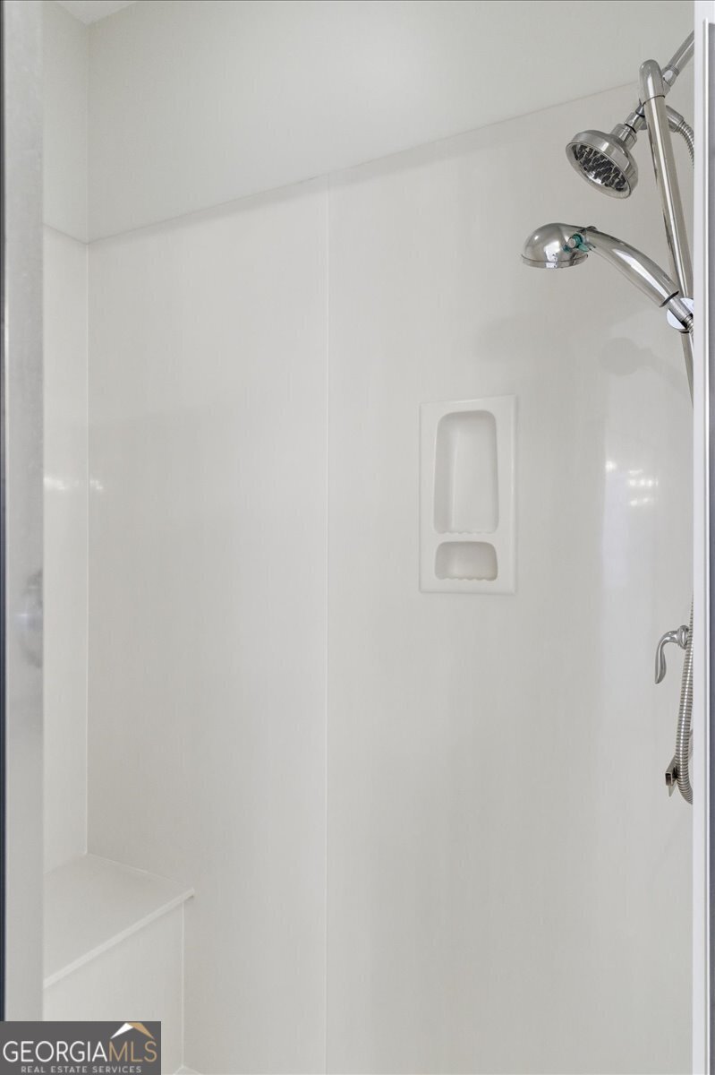 565 Kings County Court Milton - Photo 34