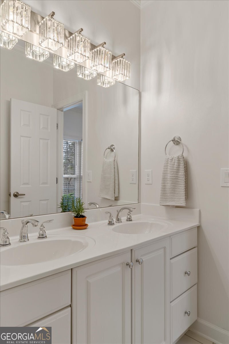 565 Kings County Court Milton - Photo 38