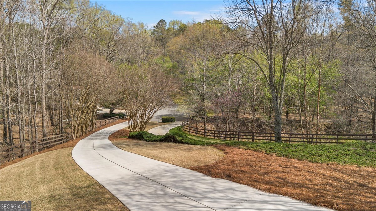 565 Kings County Court Milton - Photo 57