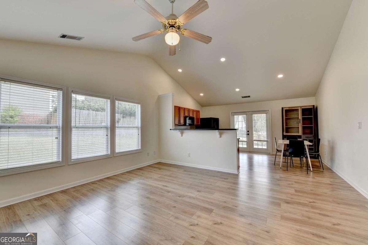 4644 Pine Isle Way Sugar Hill - Photo 12