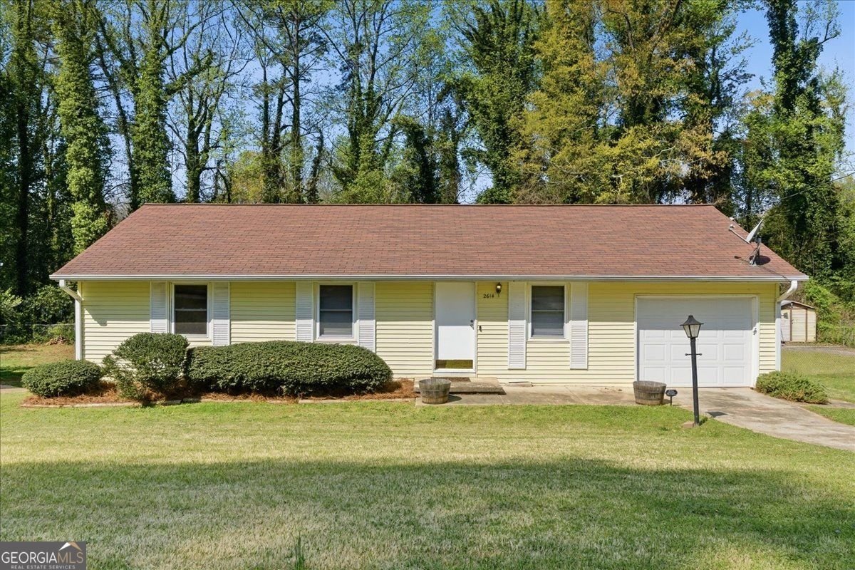 2614 Spring Drive Smyrna - Photo 1