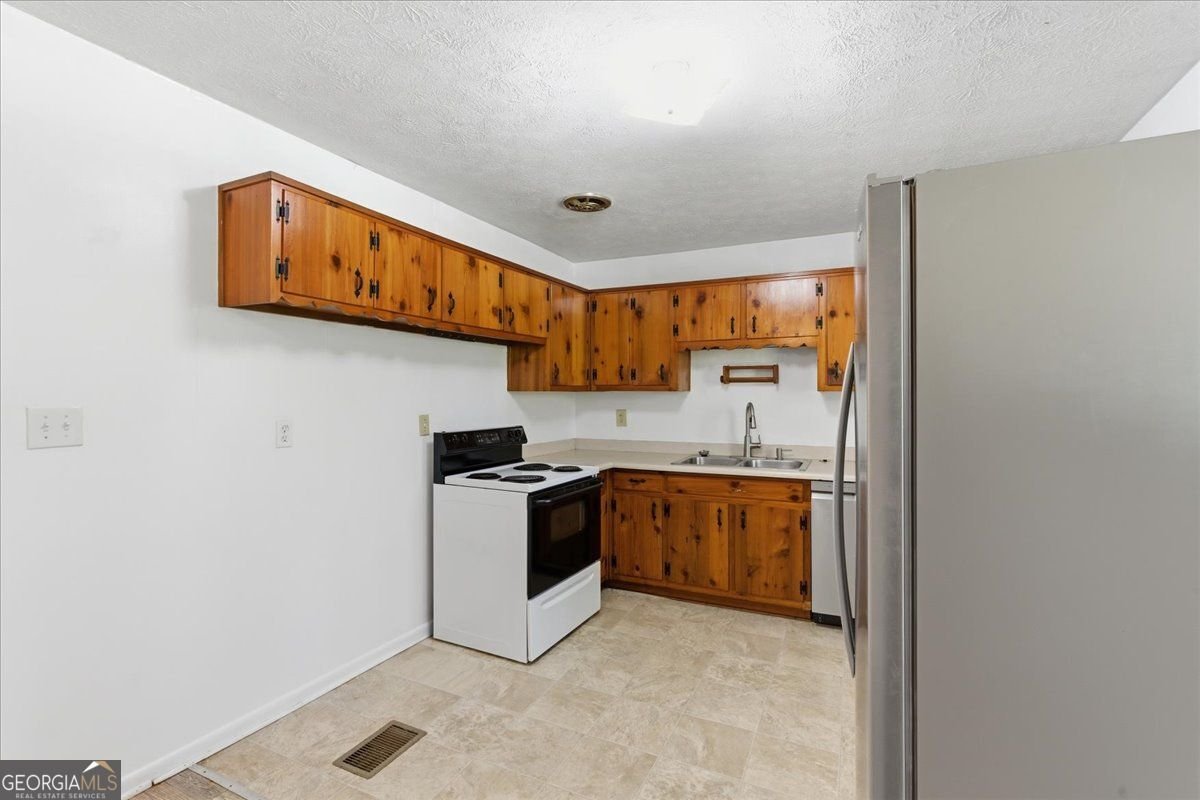 2614 Spring Drive Smyrna - Photo 11