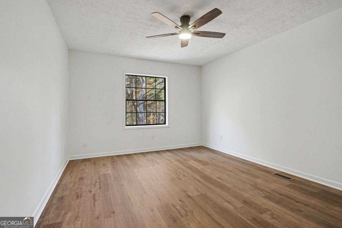 4541 Mercer Road Stone Mountain - Photo 15