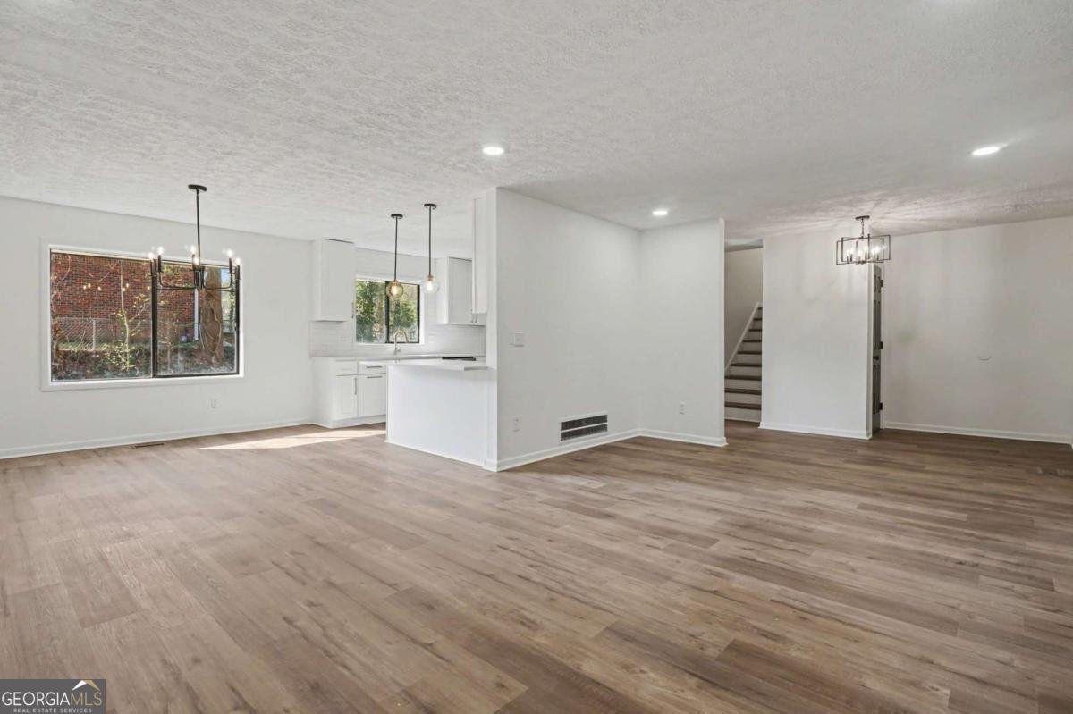 4541 Mercer Road Stone Mountain - Photo 8