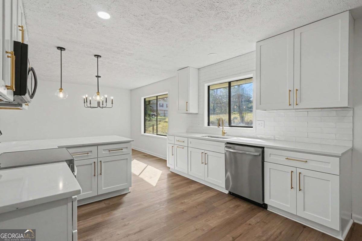 4541 Mercer Road Stone Mountain - Photo 9