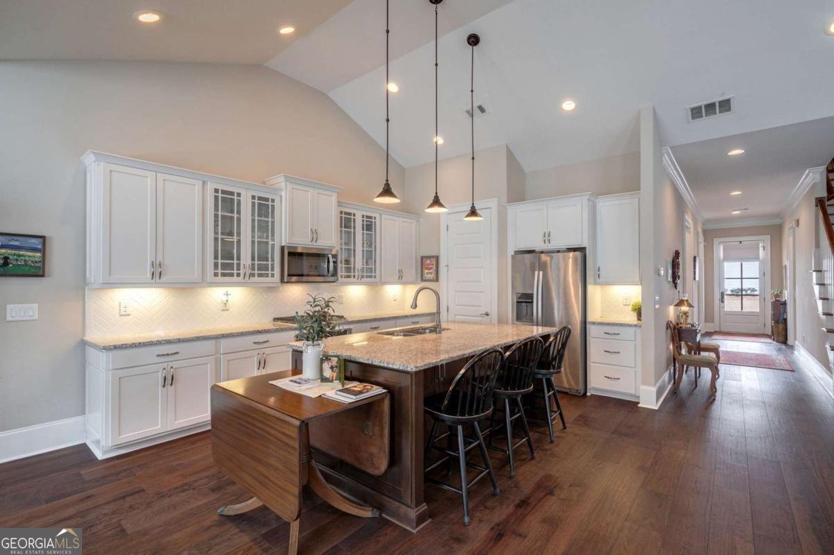 4082 Greenleffe Drive Statham - Photo 19