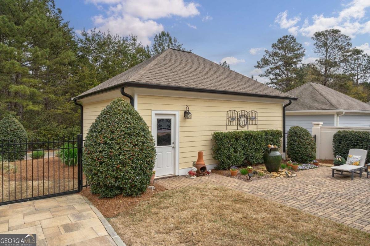 4082 Greenleffe Drive Statham - Photo 41