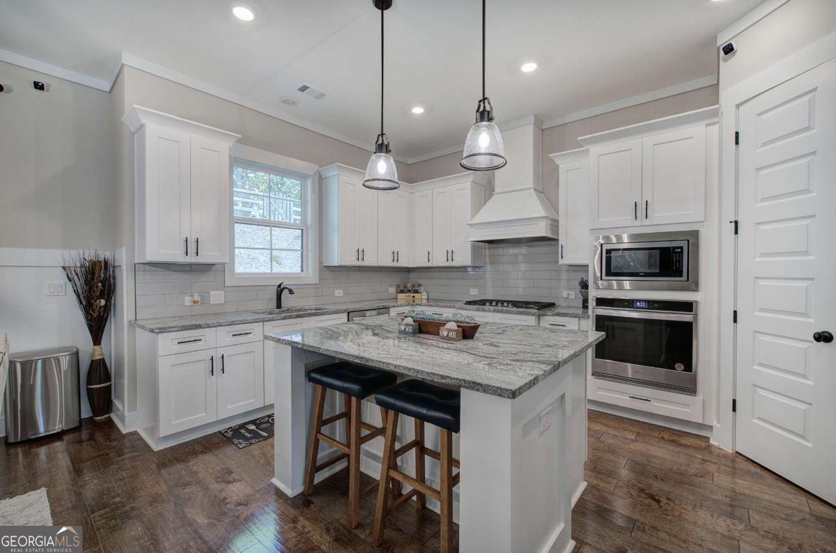 503 London Road Ball Ground - Photo 11