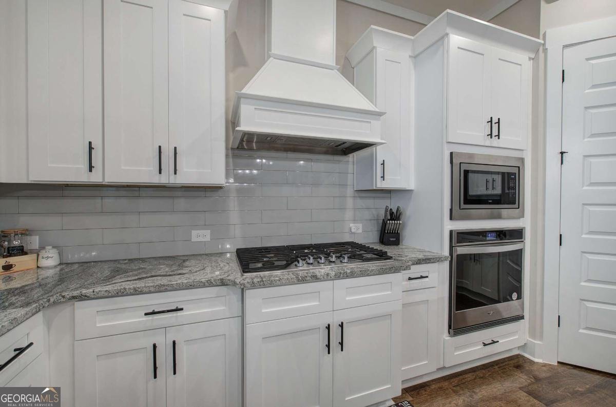 503 London Road Ball Ground - Photo 13