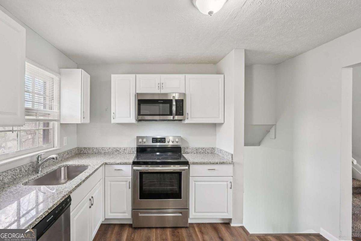 2491 Crestdale Circle Atlanta - Photo 10