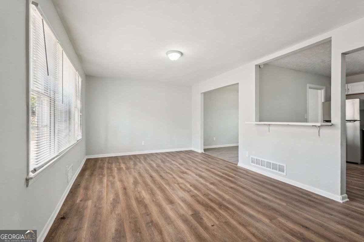 2491 Crestdale Circle Atlanta - Photo 9