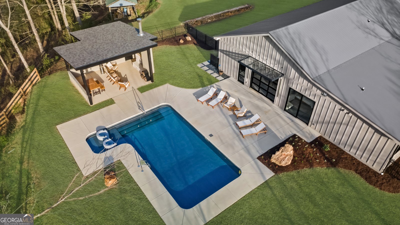 7686 Highway 136 Talking Rock - Photo 9