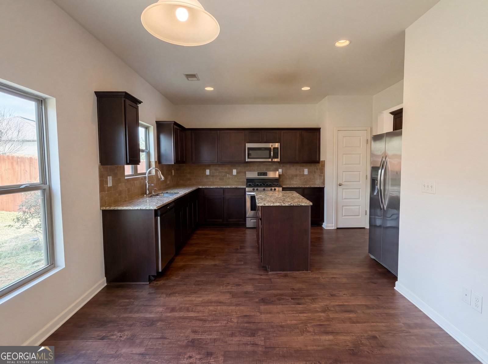 564 Emporia Loop McDonough - Photo 11