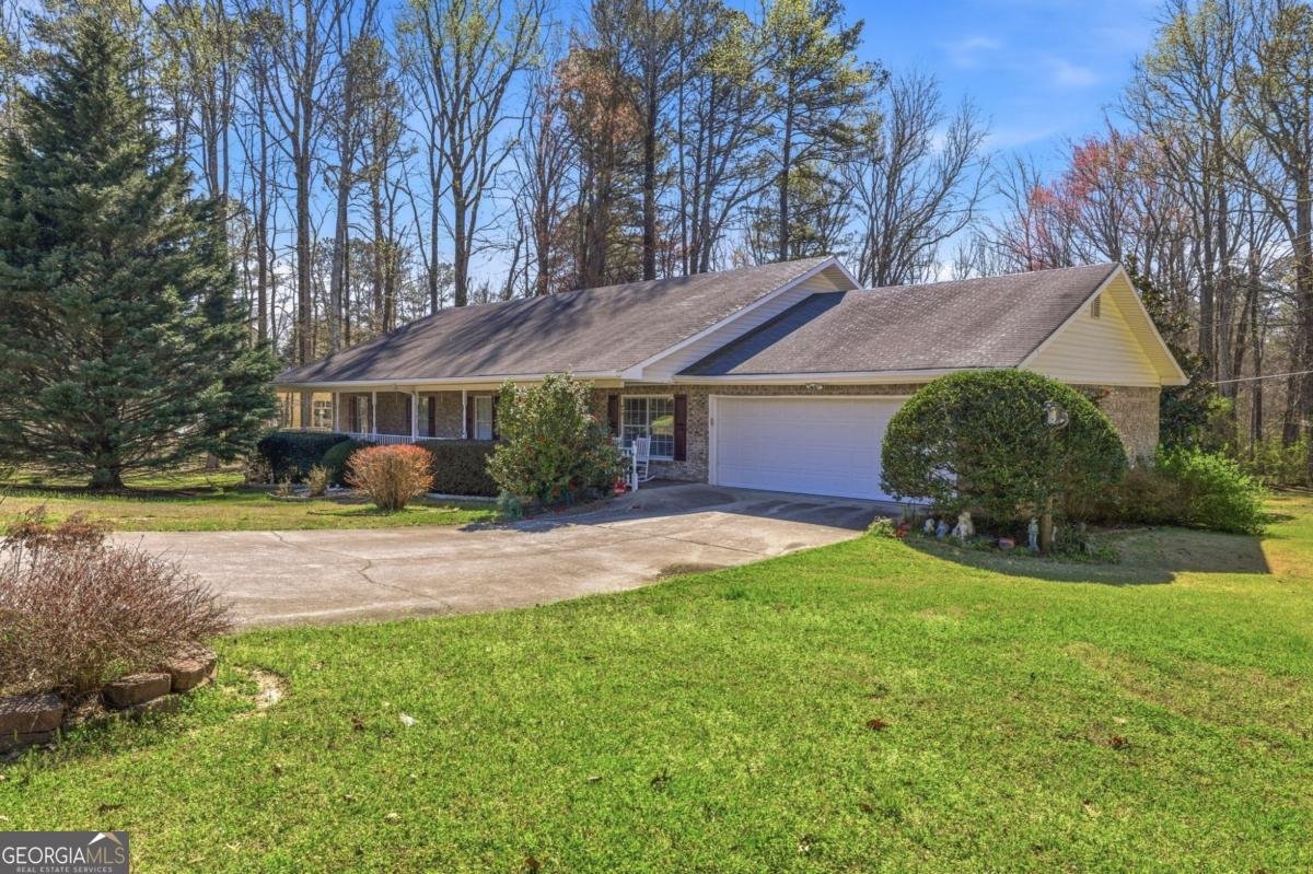 3275 Stancil Drive Dacula - Photo 1