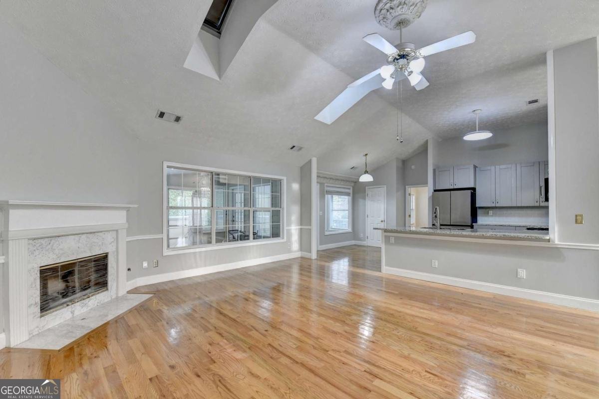 1075 Prestonwood Drive Lawrenceville - Photo 10