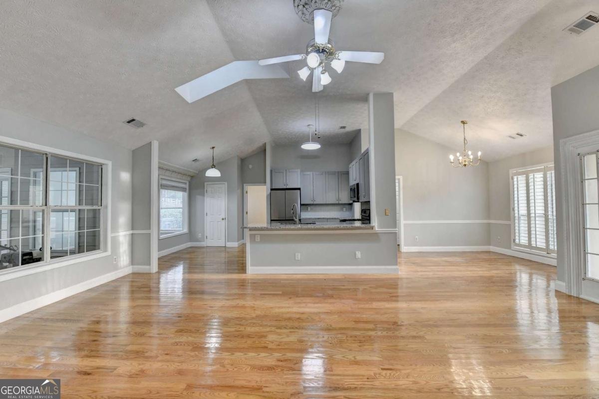 1075 Prestonwood Drive Lawrenceville - Photo 11