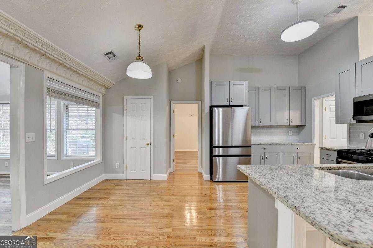 1075 Prestonwood Drive Lawrenceville - Photo 16