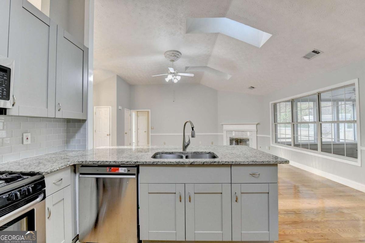 1075 Prestonwood Drive Lawrenceville - Photo 23