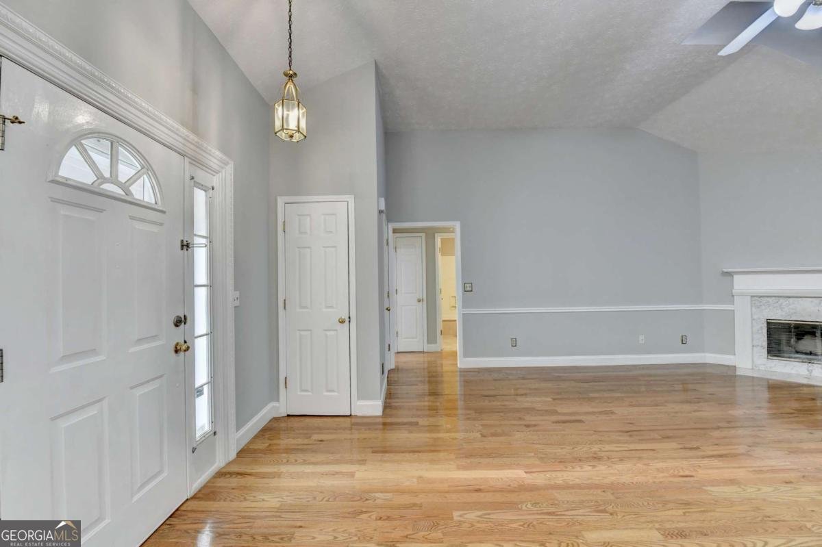 1075 Prestonwood Drive Lawrenceville - Photo 6