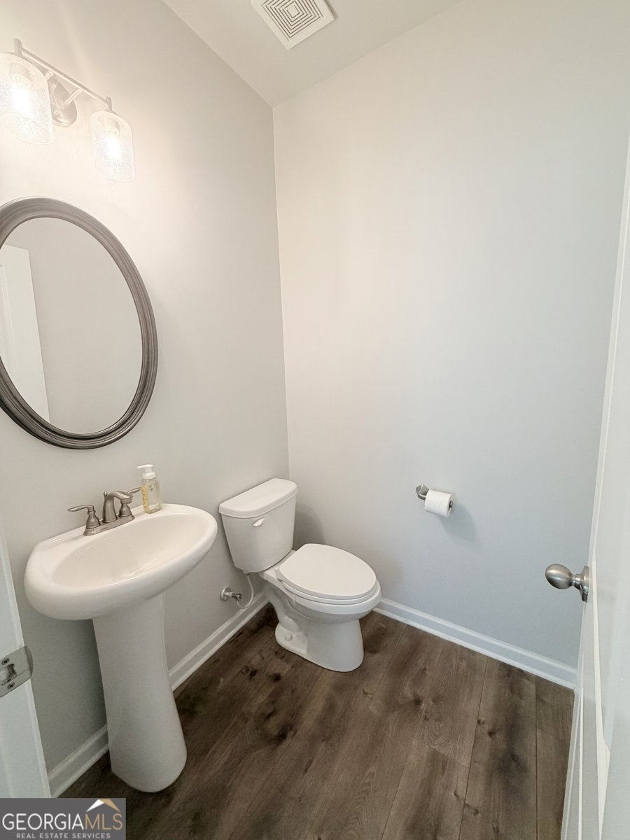 1040 Shadow Glen Drive Fairburn - Photo 9