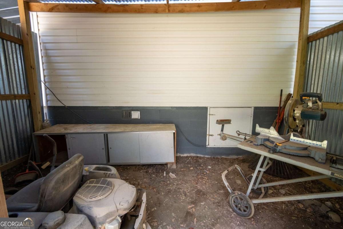 223 5th Avenue Winder - Photo 34