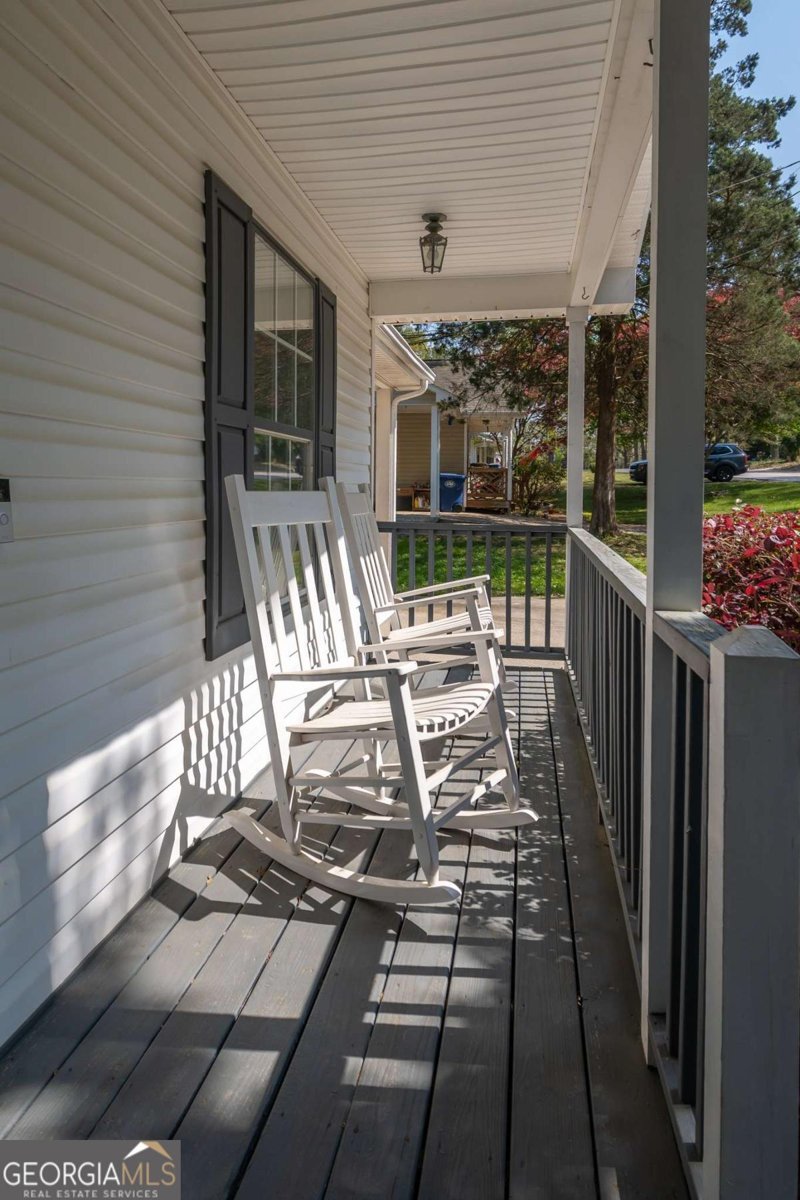 223 5th Avenue Winder - Photo 39