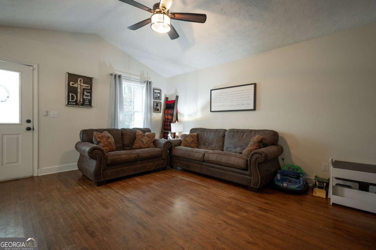 223 5th Avenue Winder - Photo 7