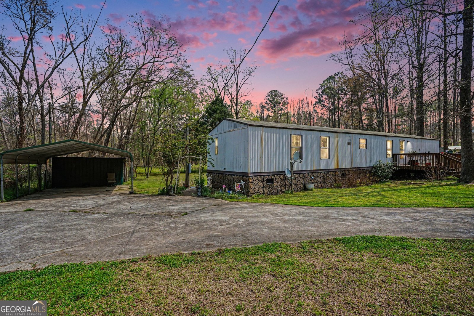 3334 Cherokee Road Comer - Photo 1