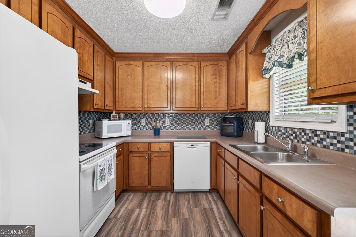 141 Pope Street Zebulon - Photo 12