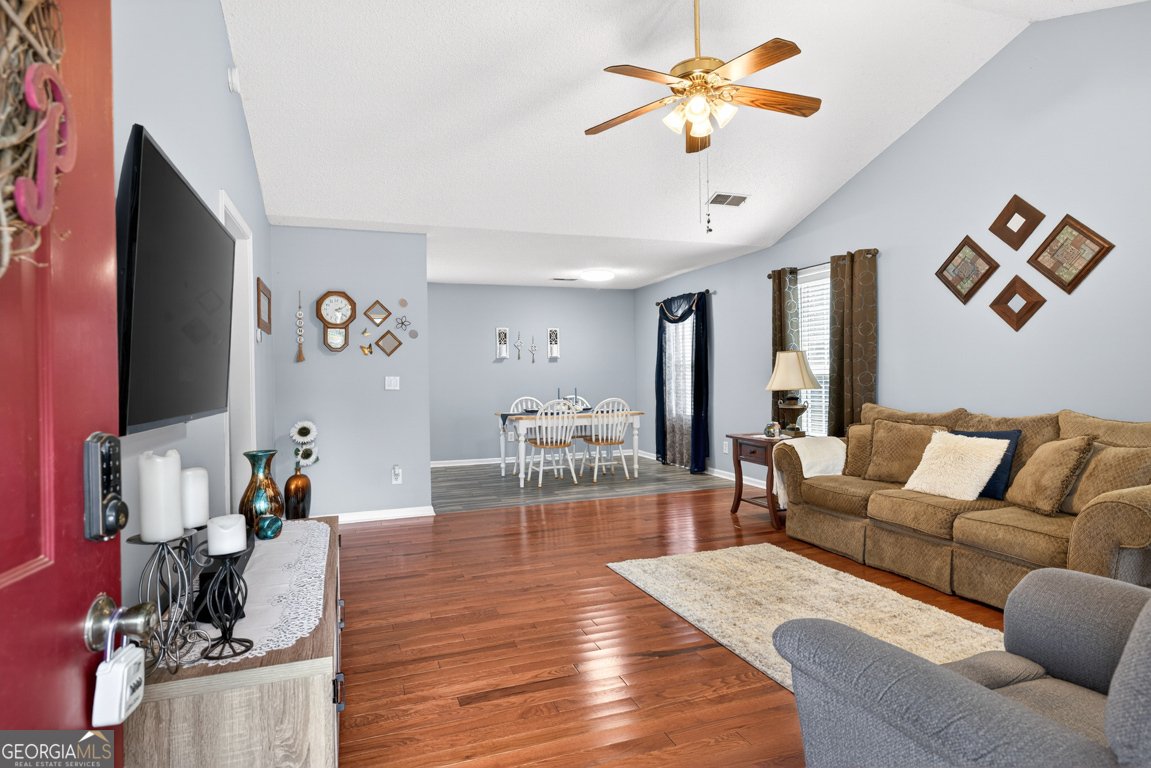 141 Pope Street Zebulon - Photo 6