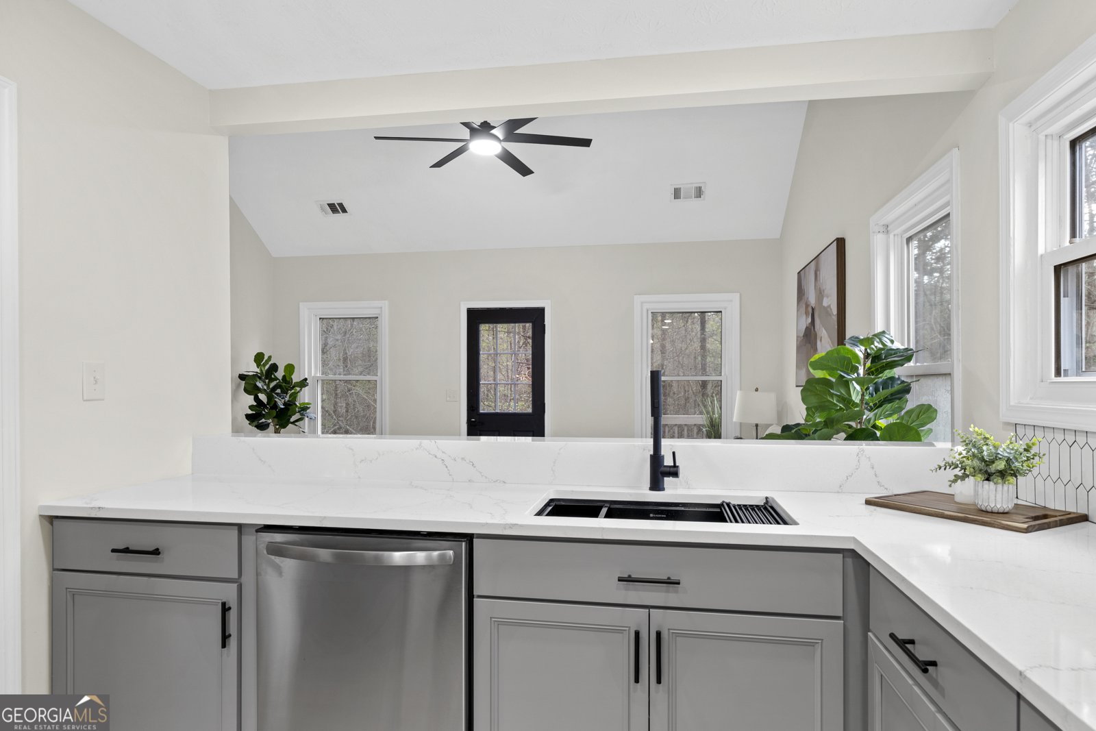 291 Logans Drive Milledgeville - Photo 9