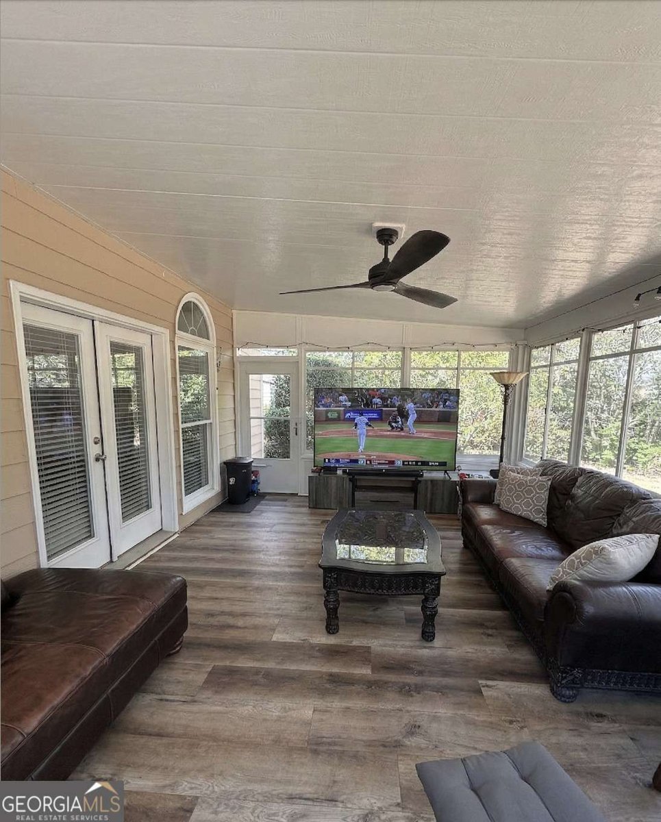 5350 Flowering Dogwood Court Powder Springs - Photo 8