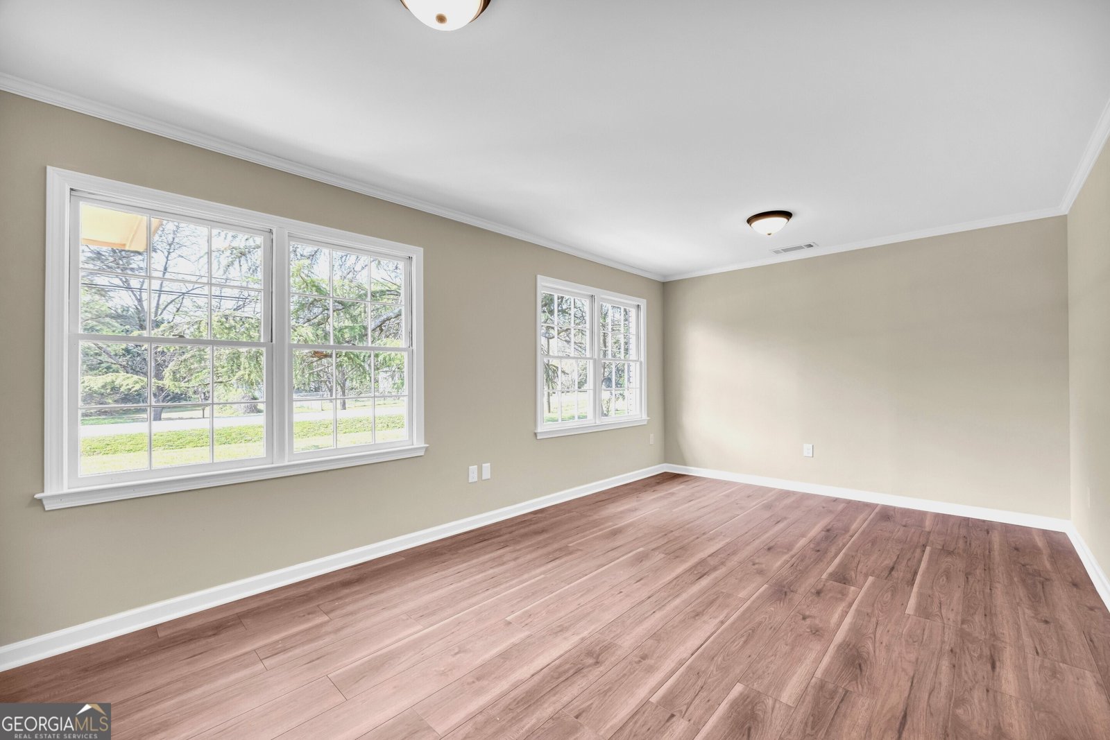 100 S Broad Street Bowman - Photo 27